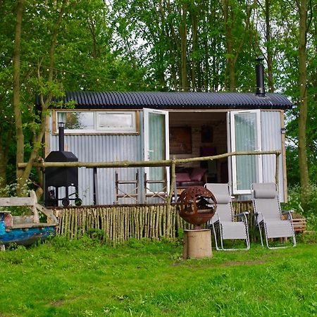 Cherry Tub In The Orchard. Cozy Getaway Stillington Экстерьер фото