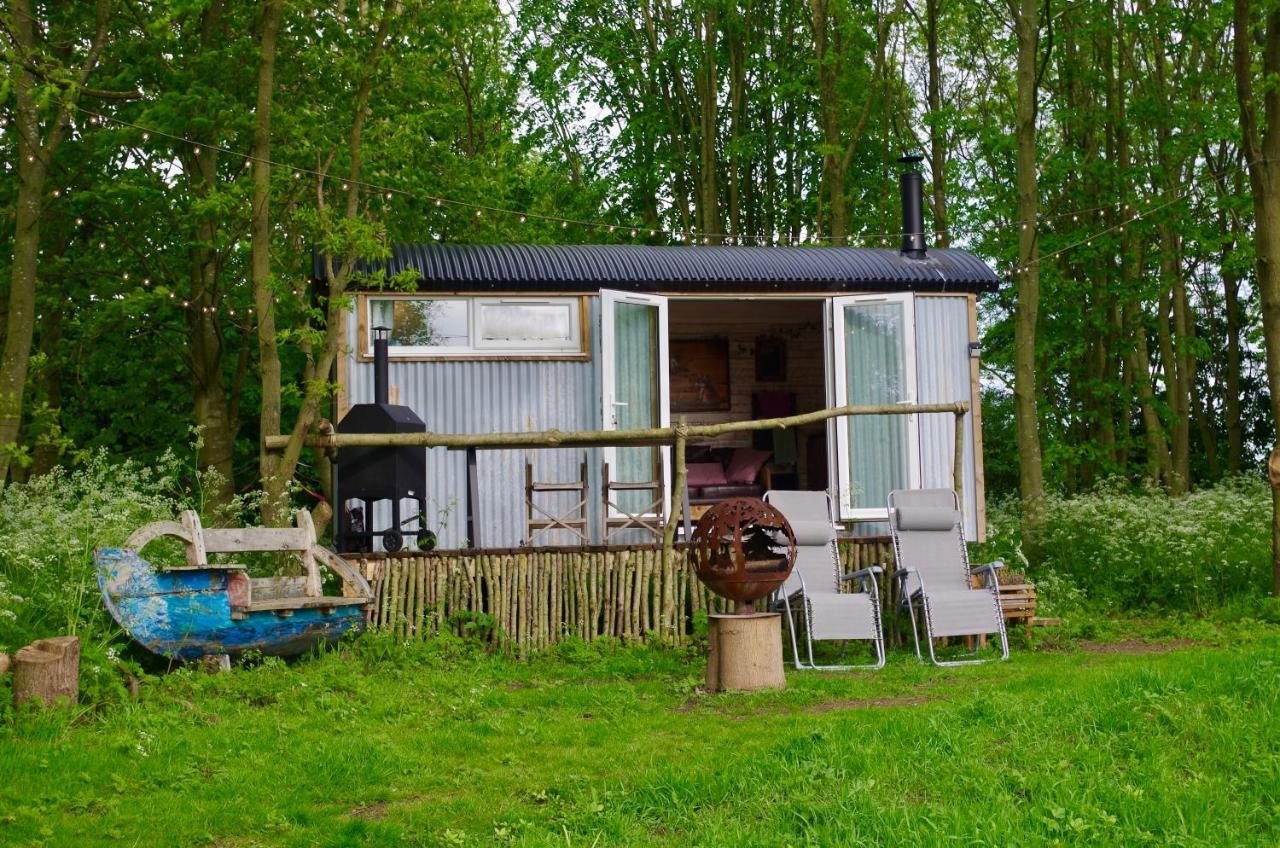 Cherry Tub In The Orchard. Cozy Getaway Stillington Экстерьер фото